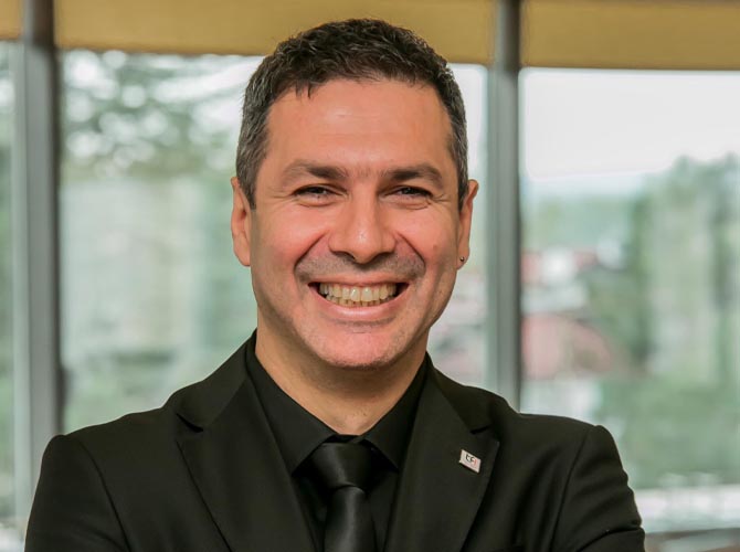 Prof. Dr. Tuncer Burak Özçelik